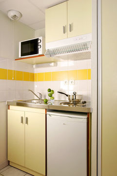 Comfort Suites Cannes Mandelieu Екстериор снимка