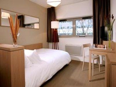 Comfort Suites Cannes Mandelieu Екстериор снимка